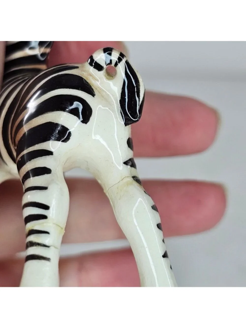 Vintage 1950s Hagen Renaker DW Zebra Baby Figurine Monrovia Ceramic *Repaired*